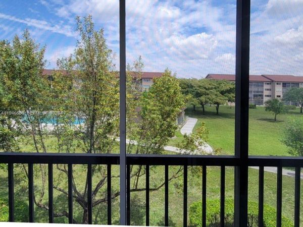 12651 SW 16th Ct, Unit 313B, Pembroke Pines, FL 33027