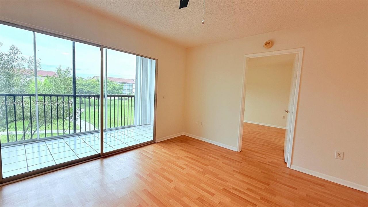 12651 SW 16th Ct, Unit 313B, Pembroke Pines, FL 33027 Photo