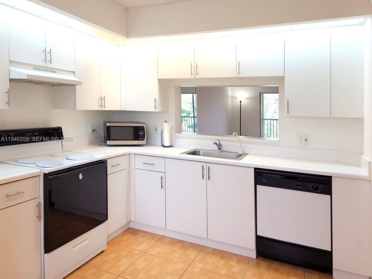 12651 SW 16th Ct, Unit 313B, Pembroke Pines, FL 33027 Photo