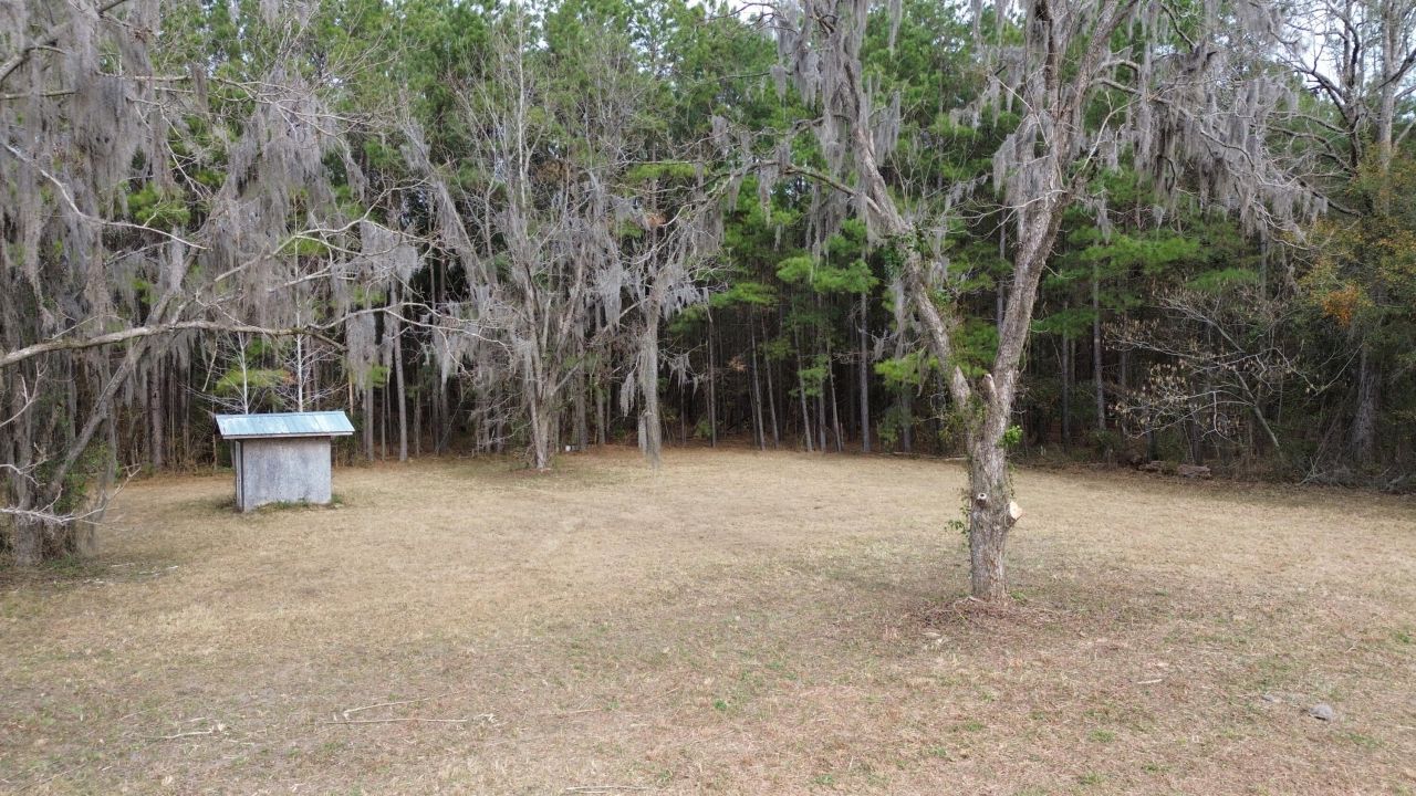 1465 Jakes Road Photo 10