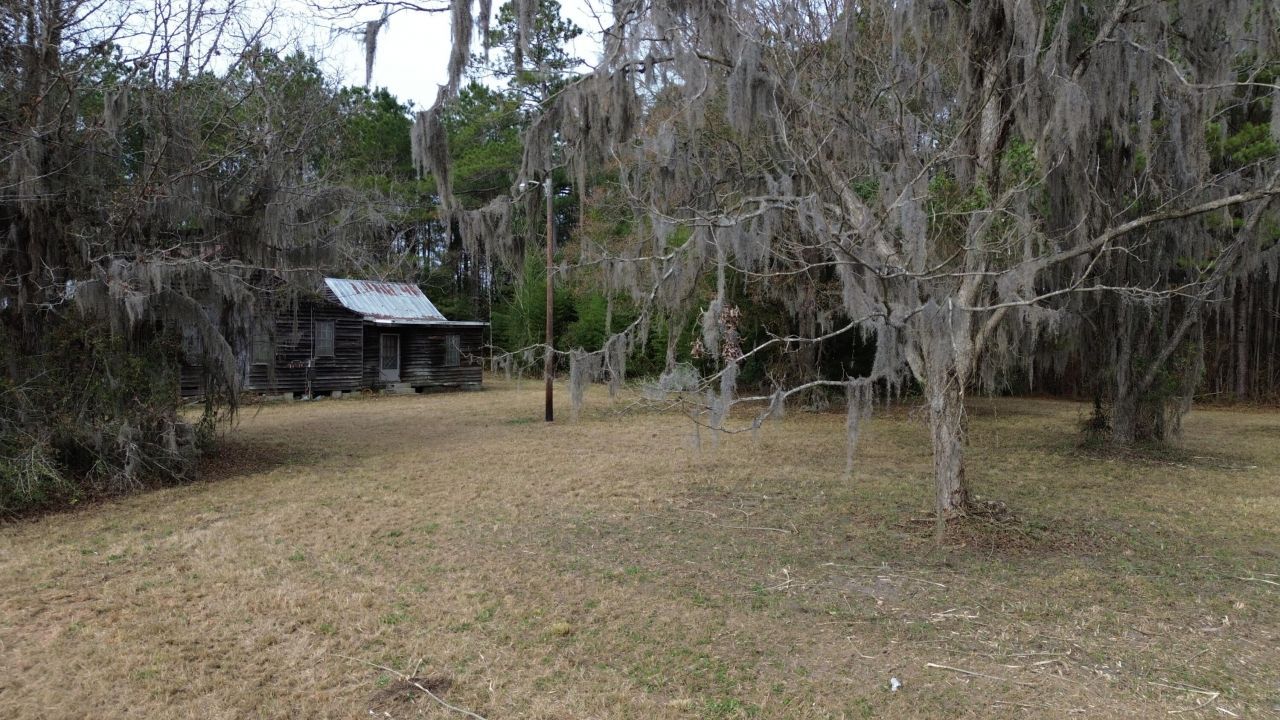 1465 Jakes Road Photo 8