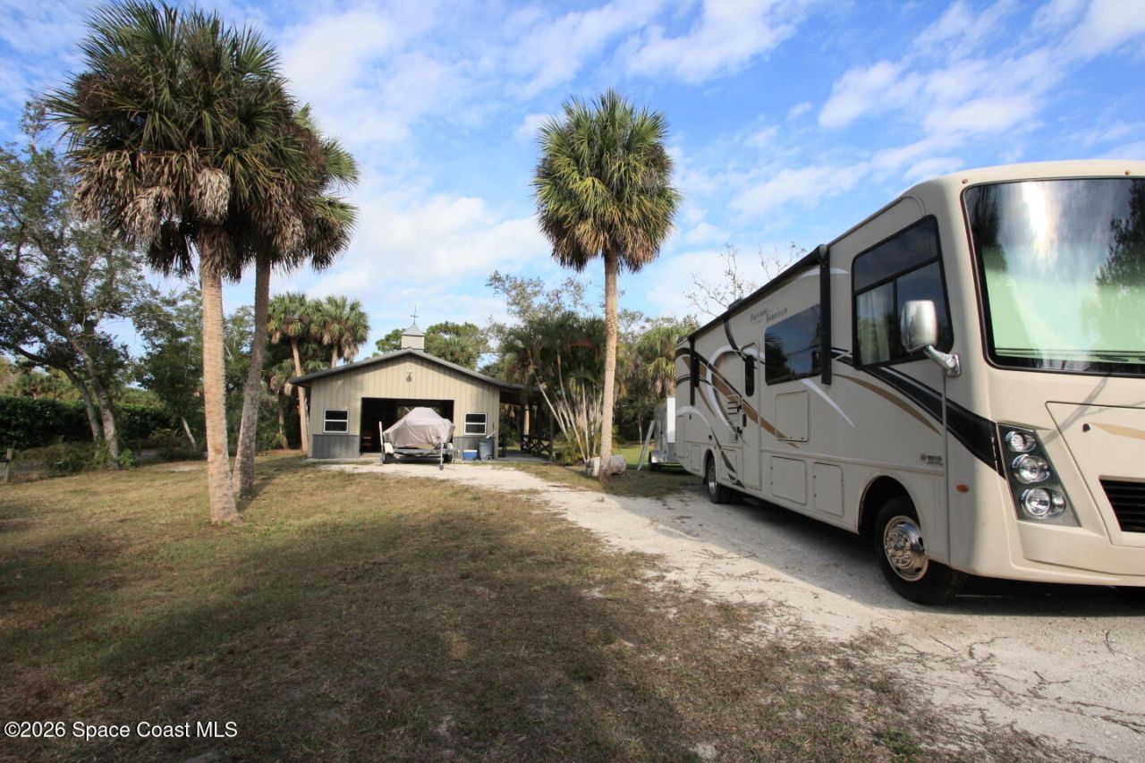 9673 Fleming Grant Road, Sebastian, FL 32976 Photo