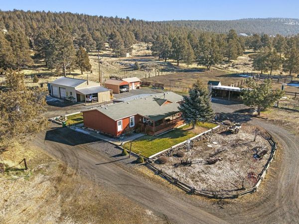 5415 Haskins Road, Bonanza, OR 97623