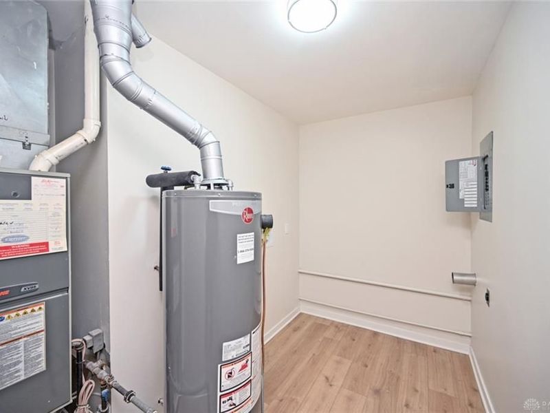 831 Weinland Drive, New Carlisle, OH 45344 Photo 14