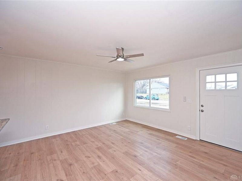 831 Weinland Drive, New Carlisle, OH 45344 Photo 5