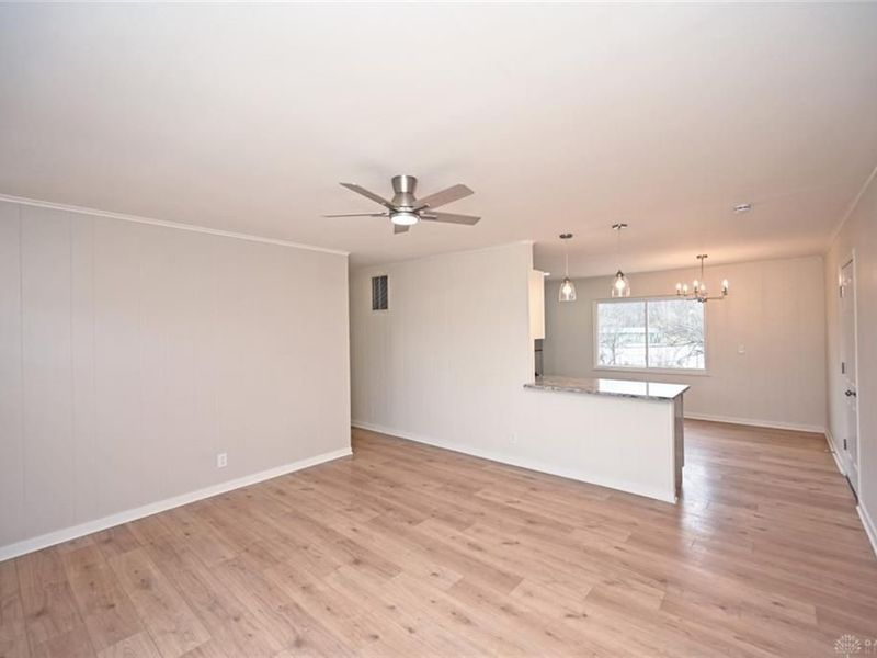 831 Weinland Drive, New Carlisle, OH 45344 Photo 7