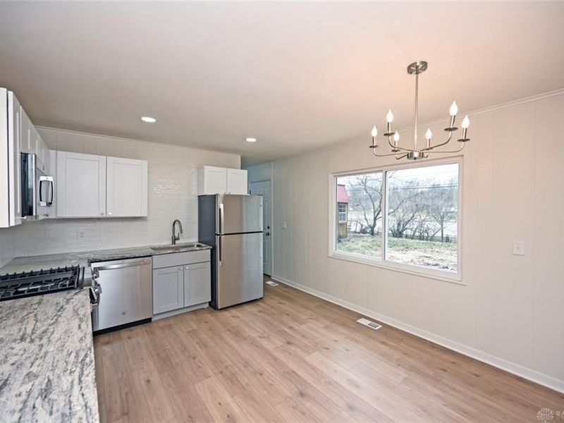 831 Weinland Drive, New Carlisle, OH 45344 Photo 8