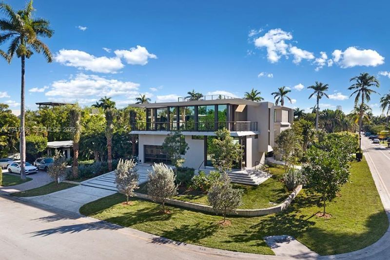 375 S Hibiscus Dr, Miami Beach, FL 33139 Photo