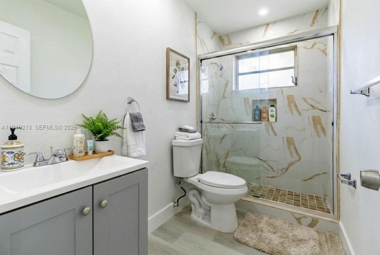 360 NW 199th St, Miami Gardens, FL 33169 Photo