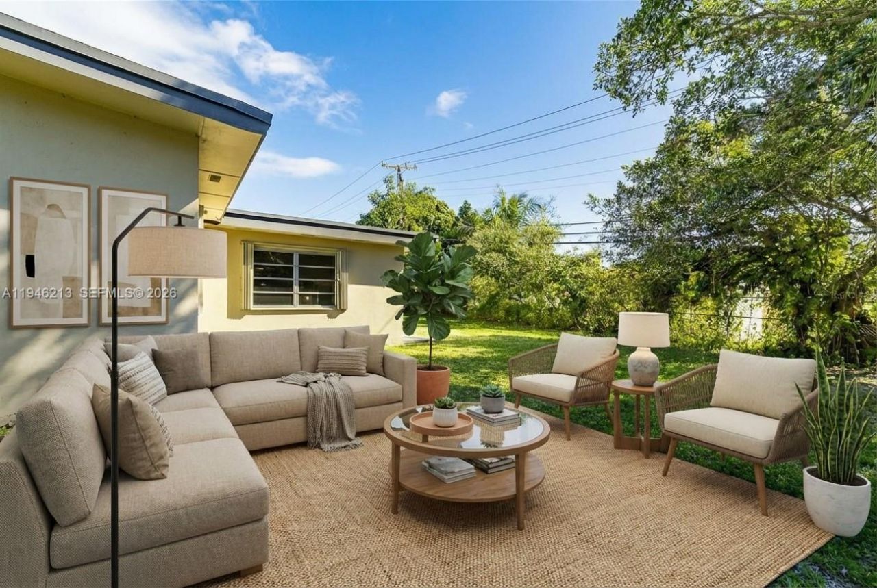 360 NW 199th St, Miami Gardens, FL 33169 Photo