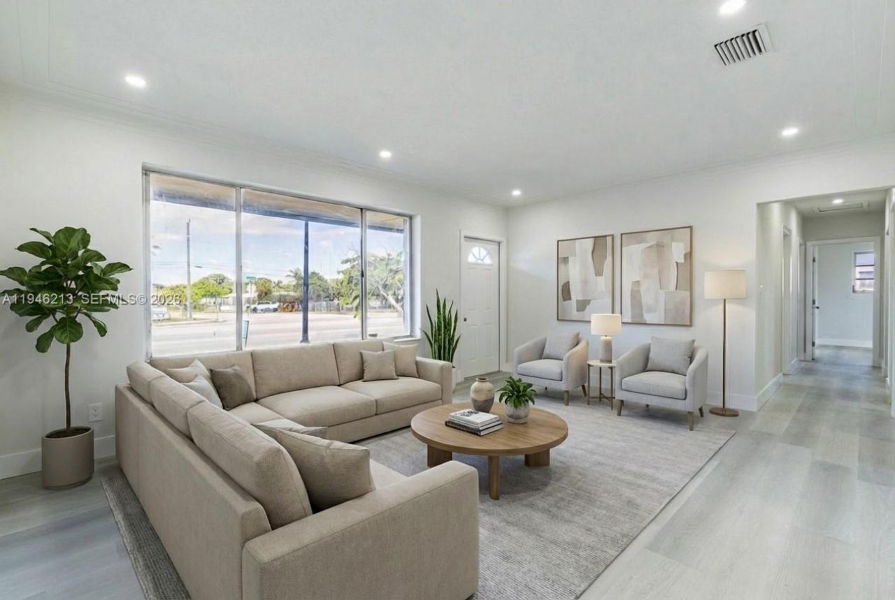 360 NW 199th St, Miami Gardens, FL 33169 Photo