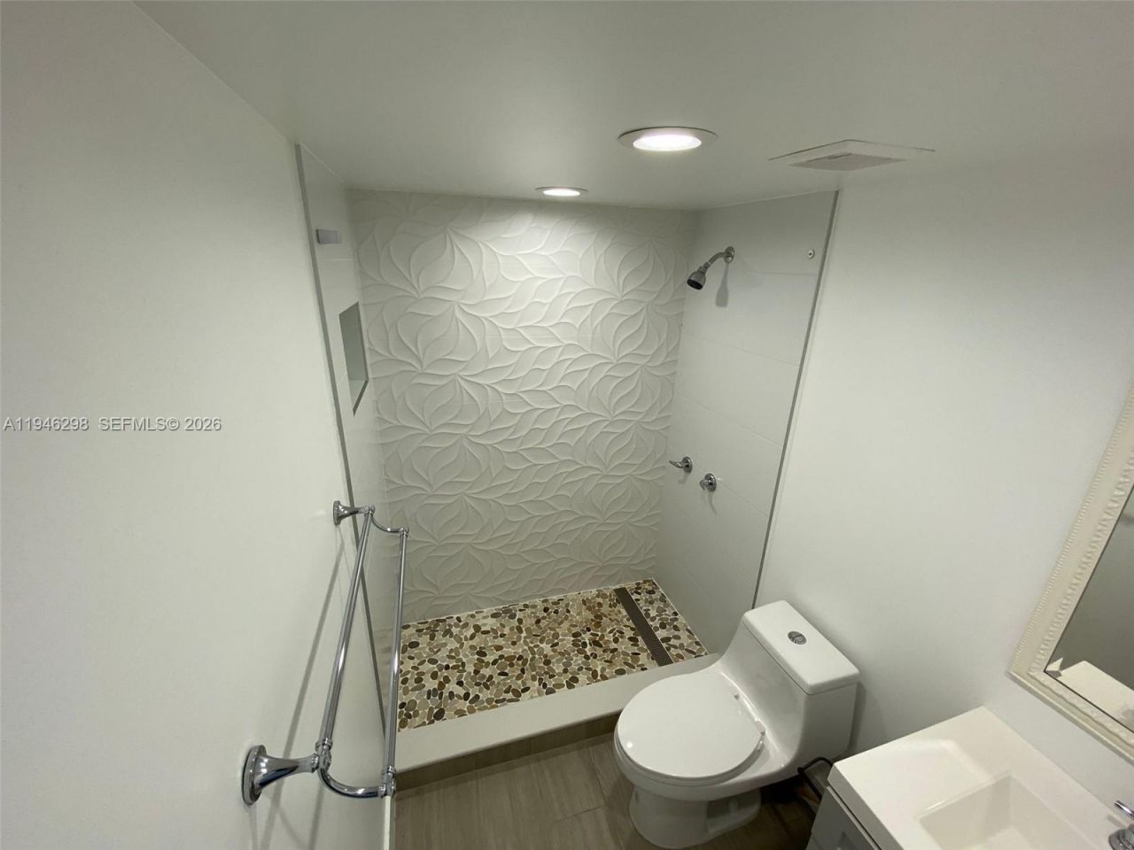 4805 NW 7th St, Unit 103-15, Miami, FL 33126 Photo