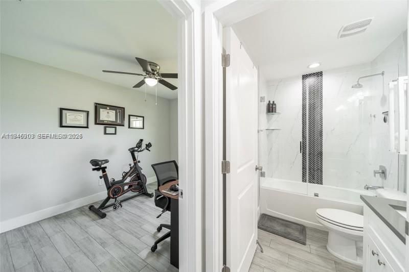 1302 NE 2nd Place , Cape Coral, FL 33909 Photo