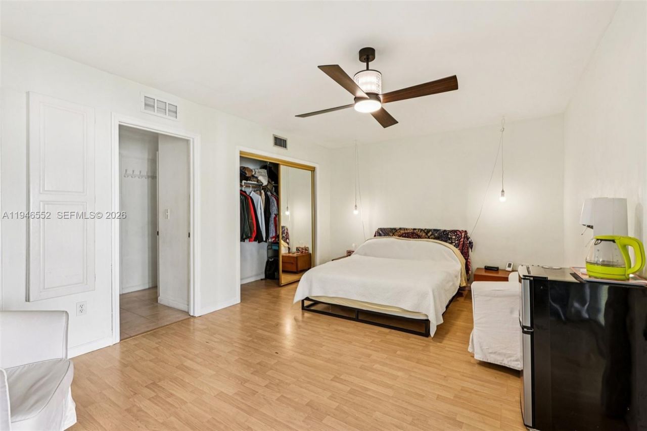 13503 NE 23rd Pl, North Miami, FL 33181 Photo