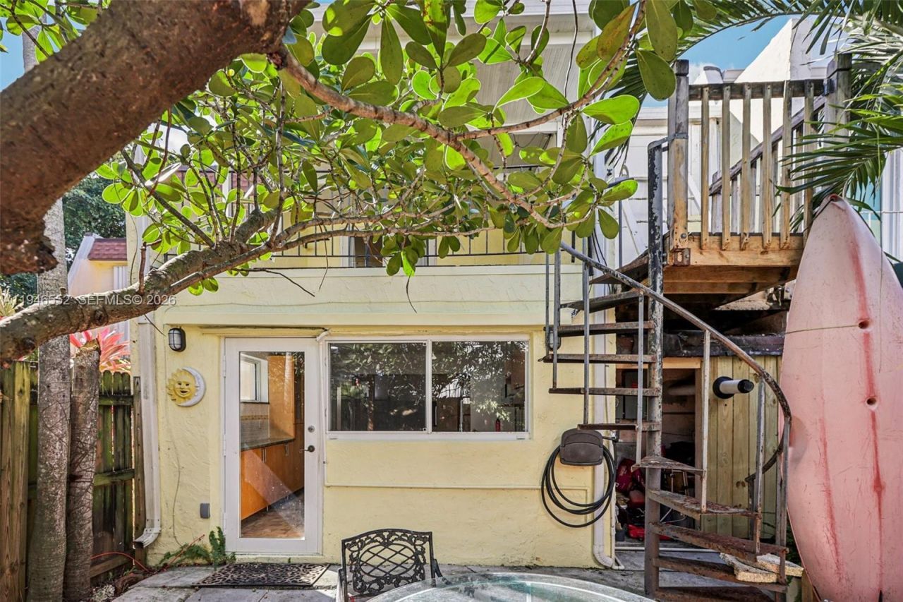 13503 NE 23rd Pl, North Miami, FL 33181 Photo