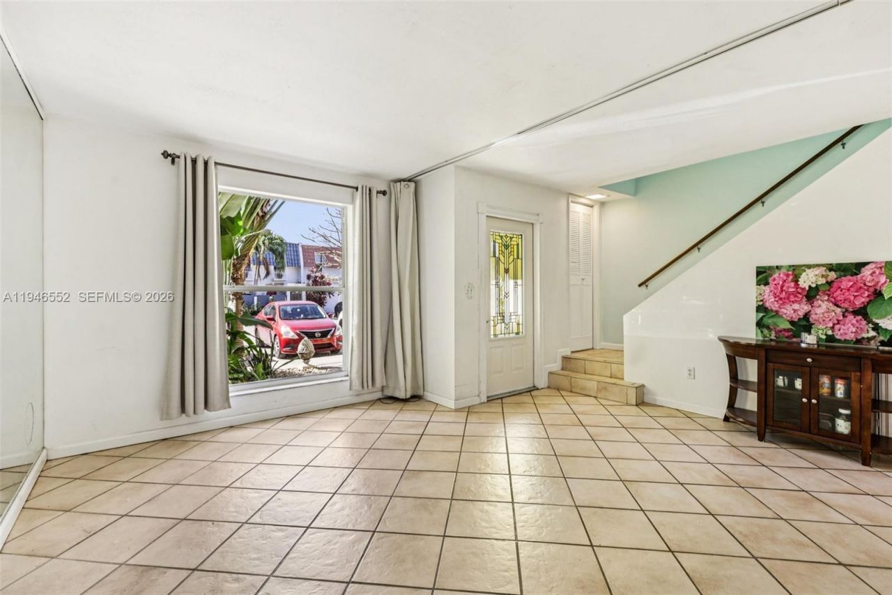 13503 NE 23rd Pl, North Miami, FL 33181 Photo