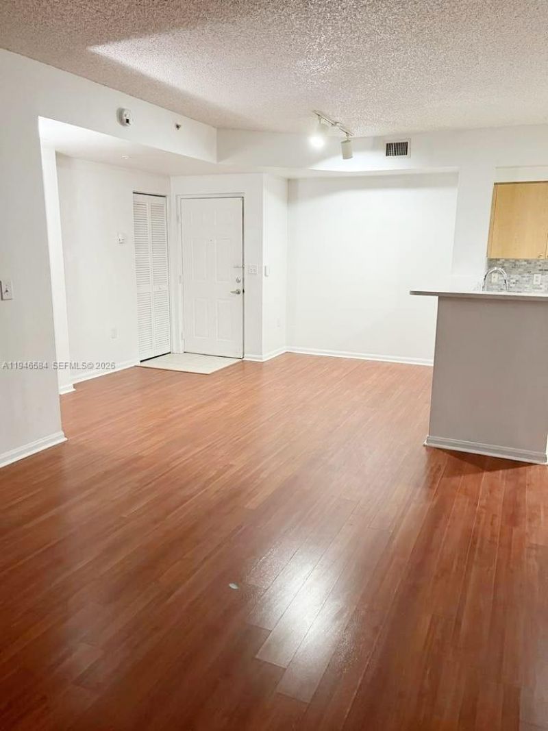 7930 N Nob Hill Rd, Unit 204, Tamarac, FL 33321 Photo