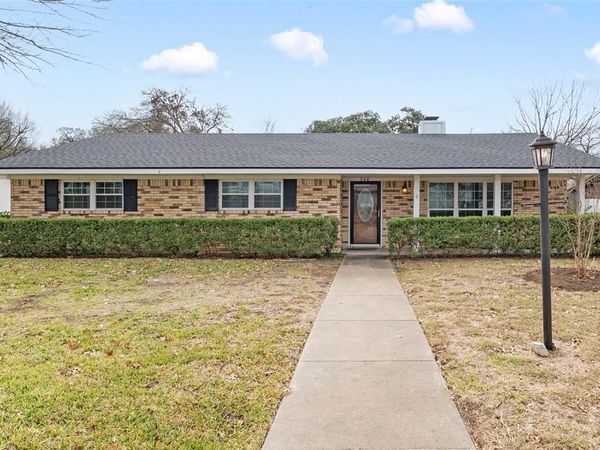 740 Wedgewood Drive, Woodway, TX 76712