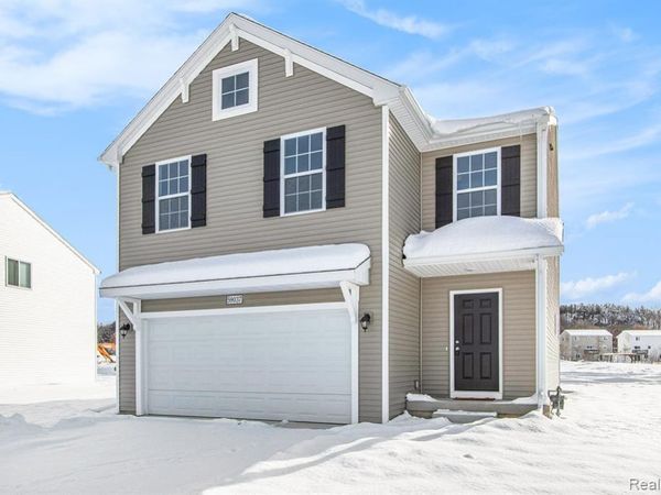 8111 Moonlight Creek Lane, Handy Twp, MI 48836