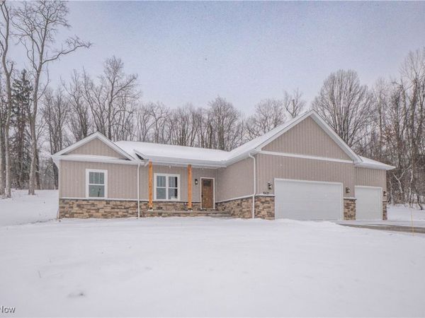 8421 Wadsworth Road, Wadsworth, OH 44281