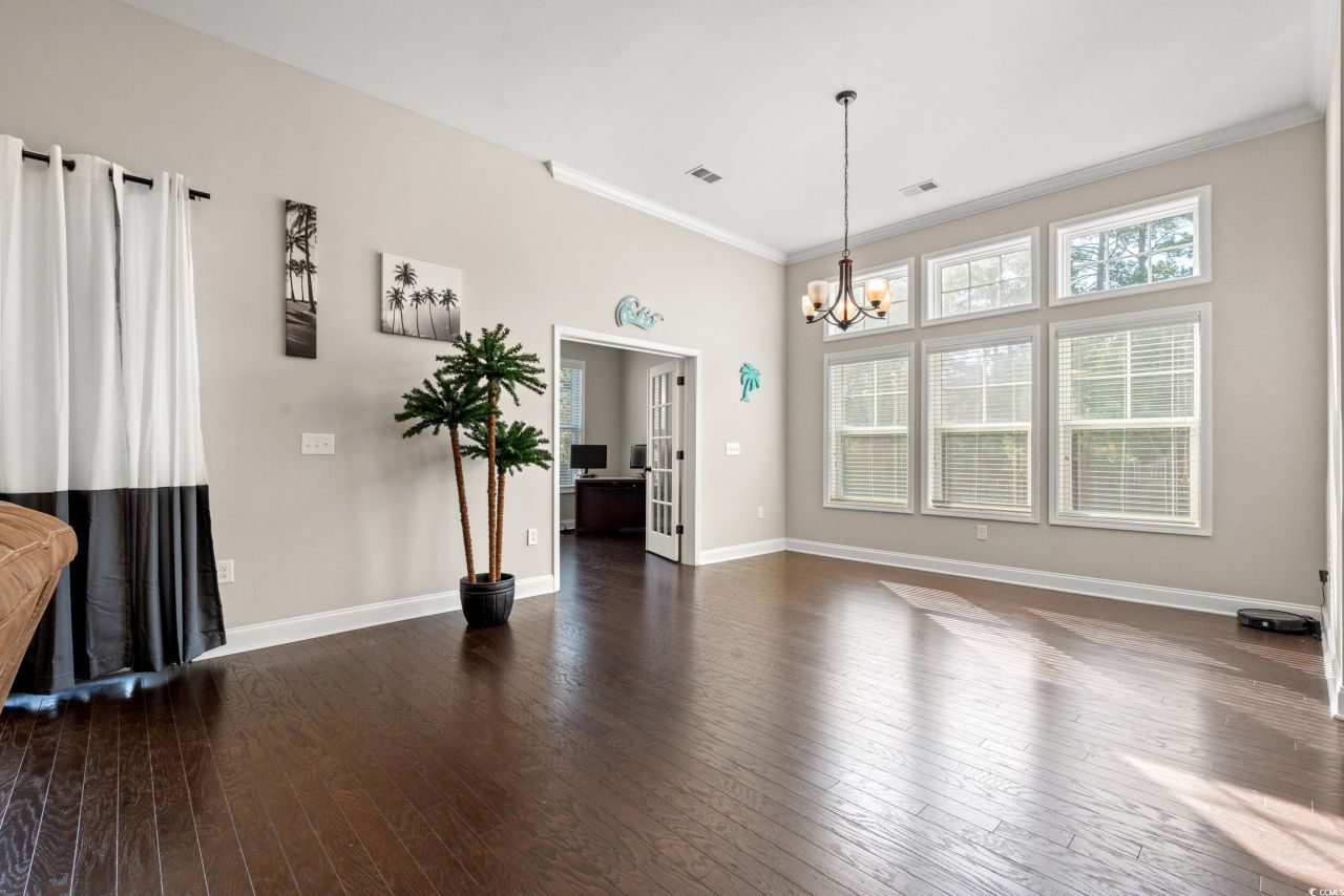 126 Viareggio Rd. Photo 12