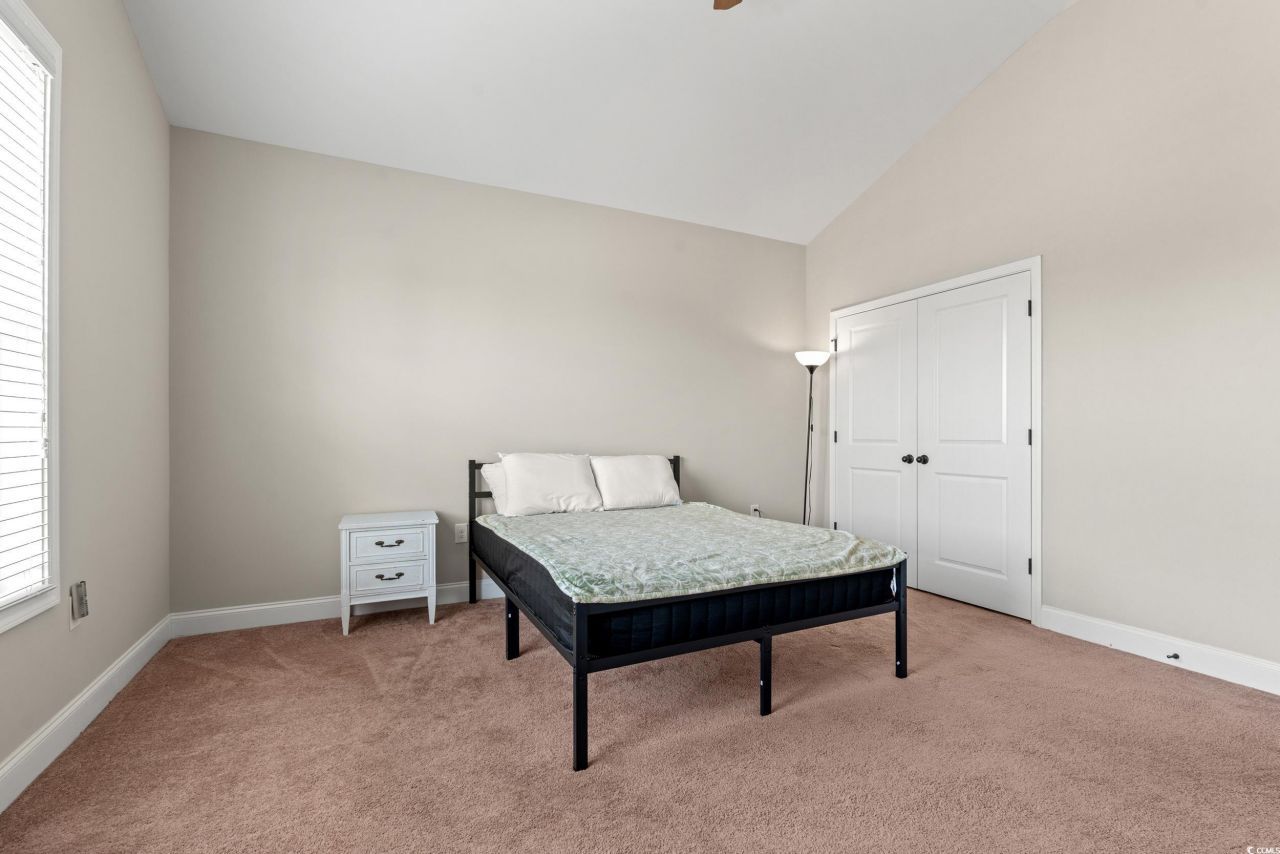 126 Viareggio Rd. Photo 20