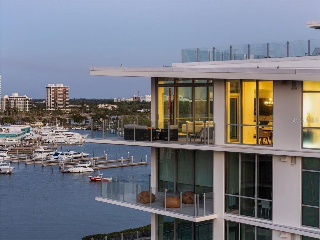 111 Golden Gate Point, Unit 802PH, Sarasota, FL 34236 Photo