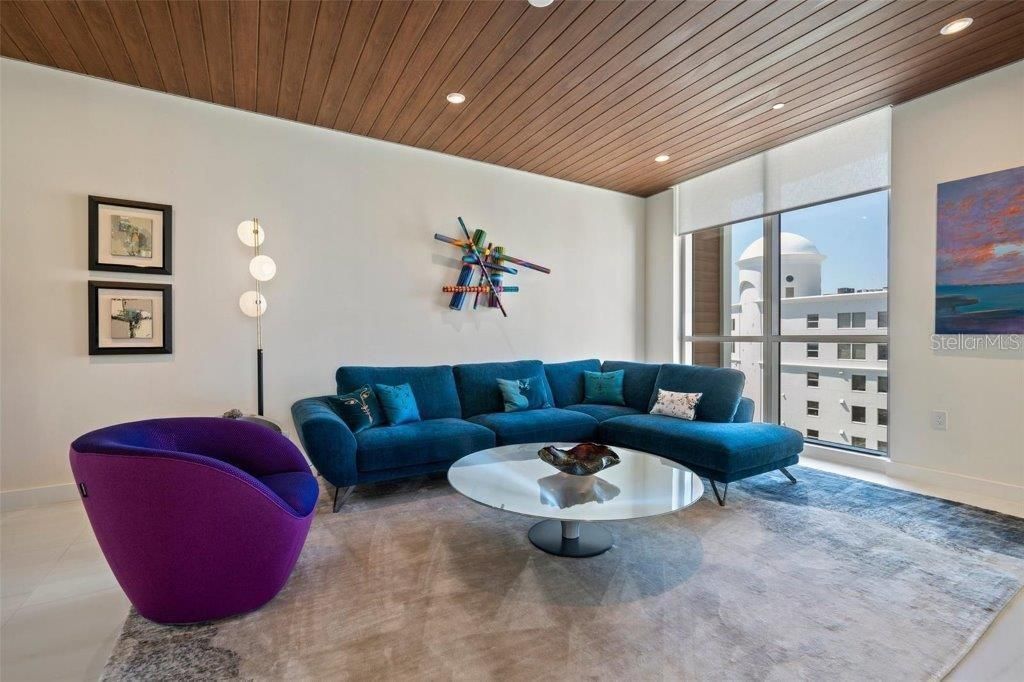 111 Golden Gate Point, Unit 802PH, Sarasota, FL 34236 Photo