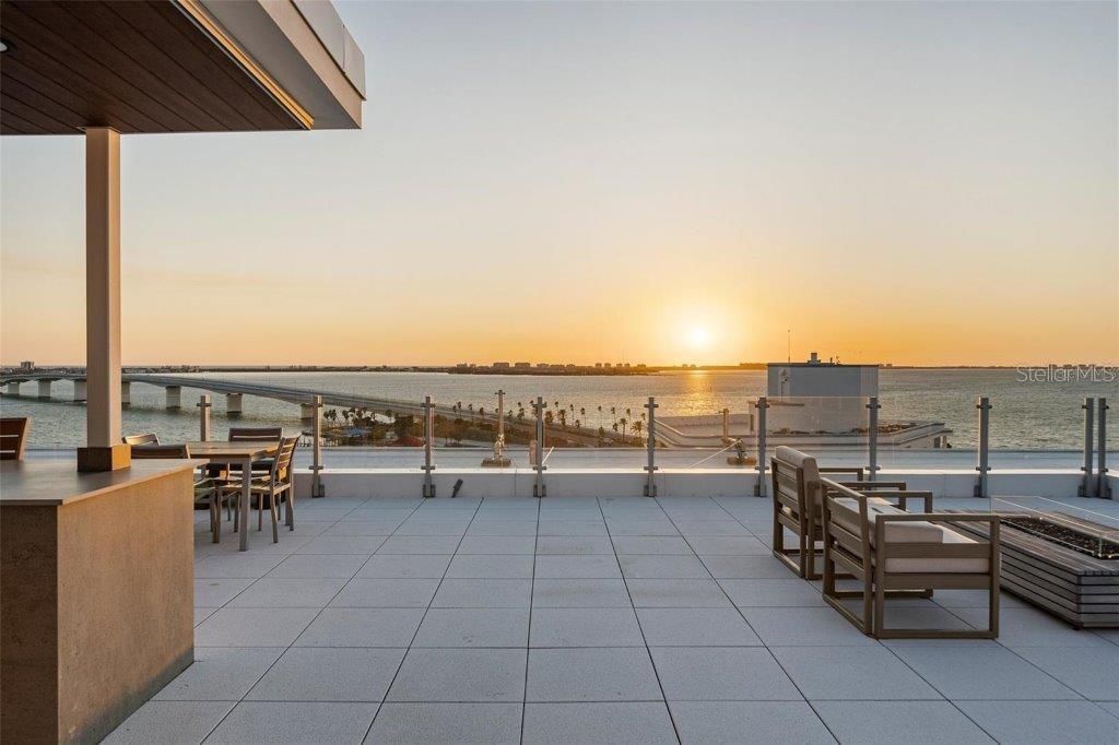 111 Golden Gate Point, Unit 802PH, Sarasota, FL 34236 Photo