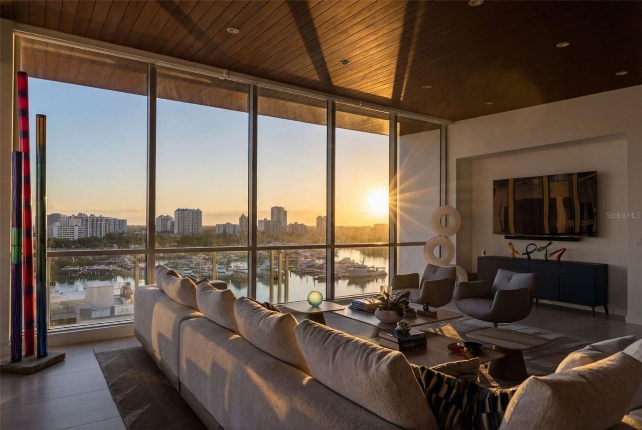 111 Golden Gate Point, Unit 802PH, Sarasota, FL 34236 Photo