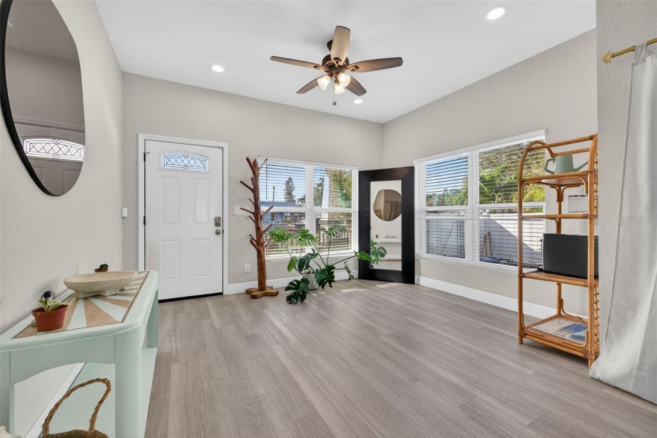 4635 6th Avenue S, Saint Petersburg, FL 33711 Photo