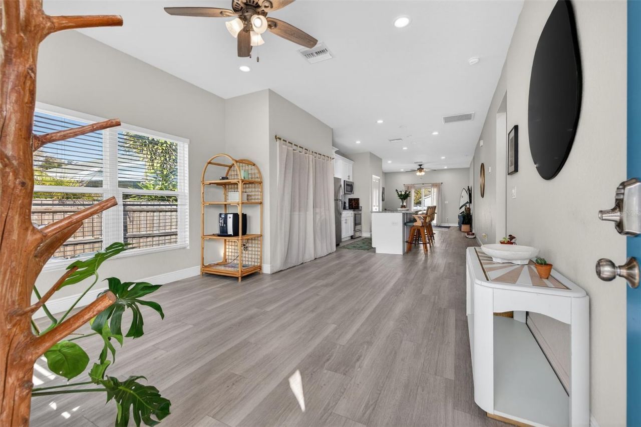 4635 6th Avenue S, Saint Petersburg, FL 33711 Photo