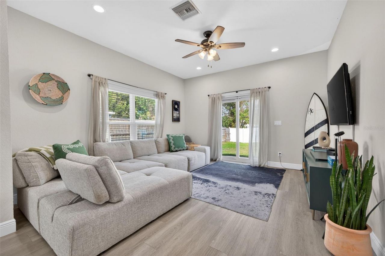 4635 6th Avenue S, Saint Petersburg, FL 33711 Photo