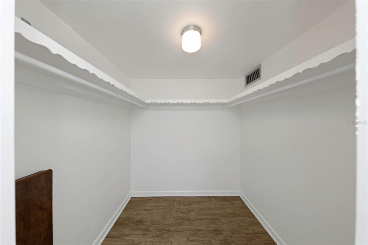 5020 Brittany Drive S, Unit 224, Saint Petersburg, FL 33715 Photo