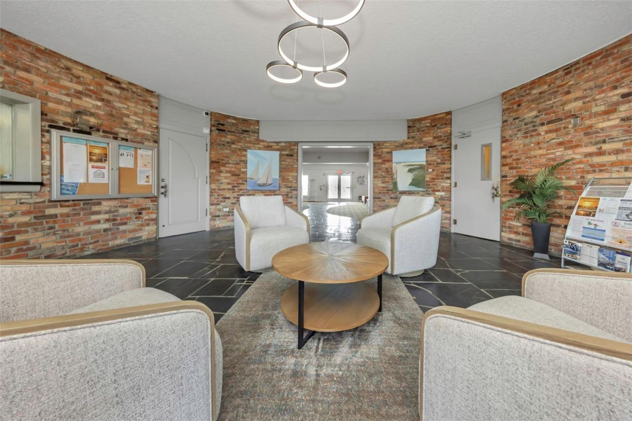 5020 Brittany Drive S, Unit 224, Saint Petersburg, FL 33715 Photo