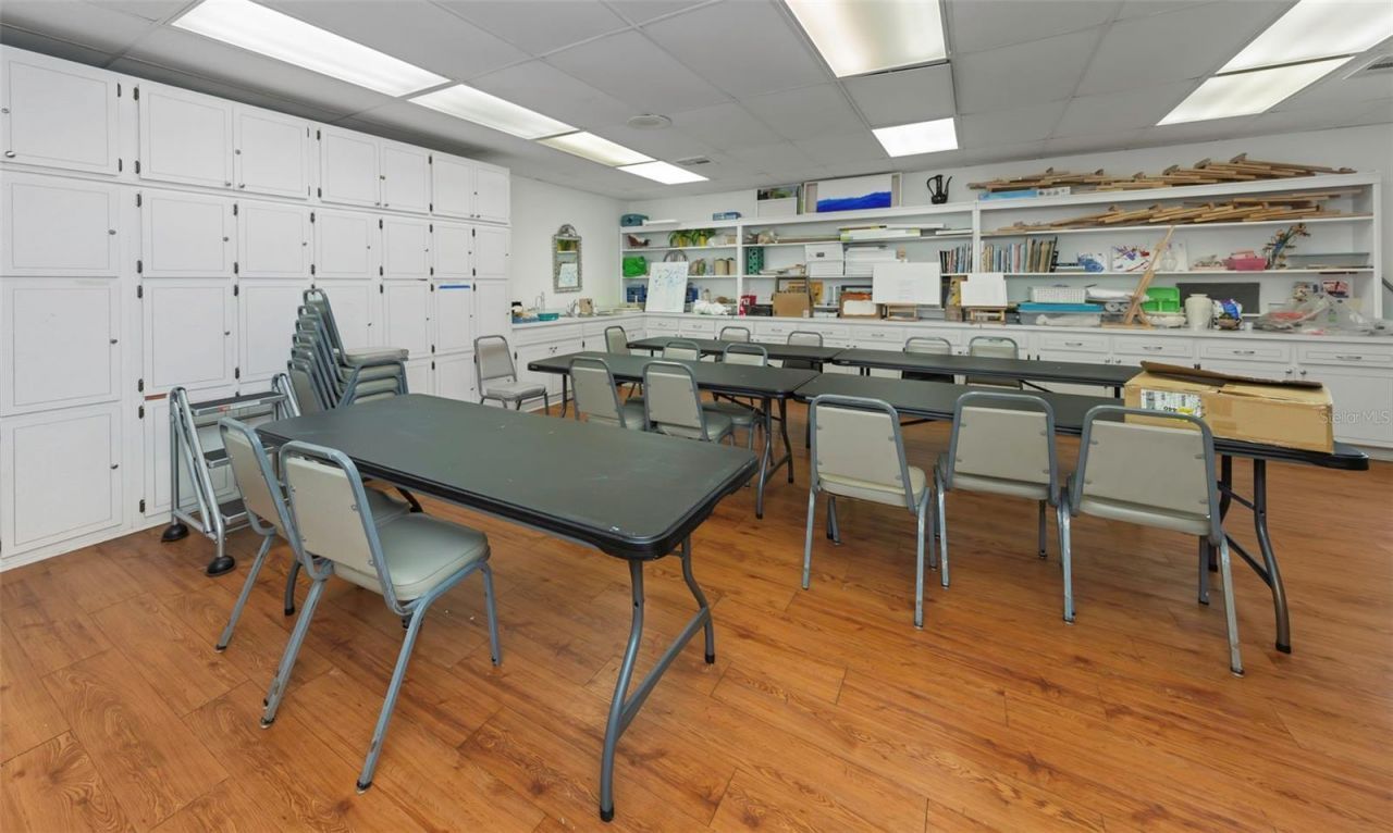 5020 Brittany Drive S, Unit 224, Saint Petersburg, FL 33715 Photo