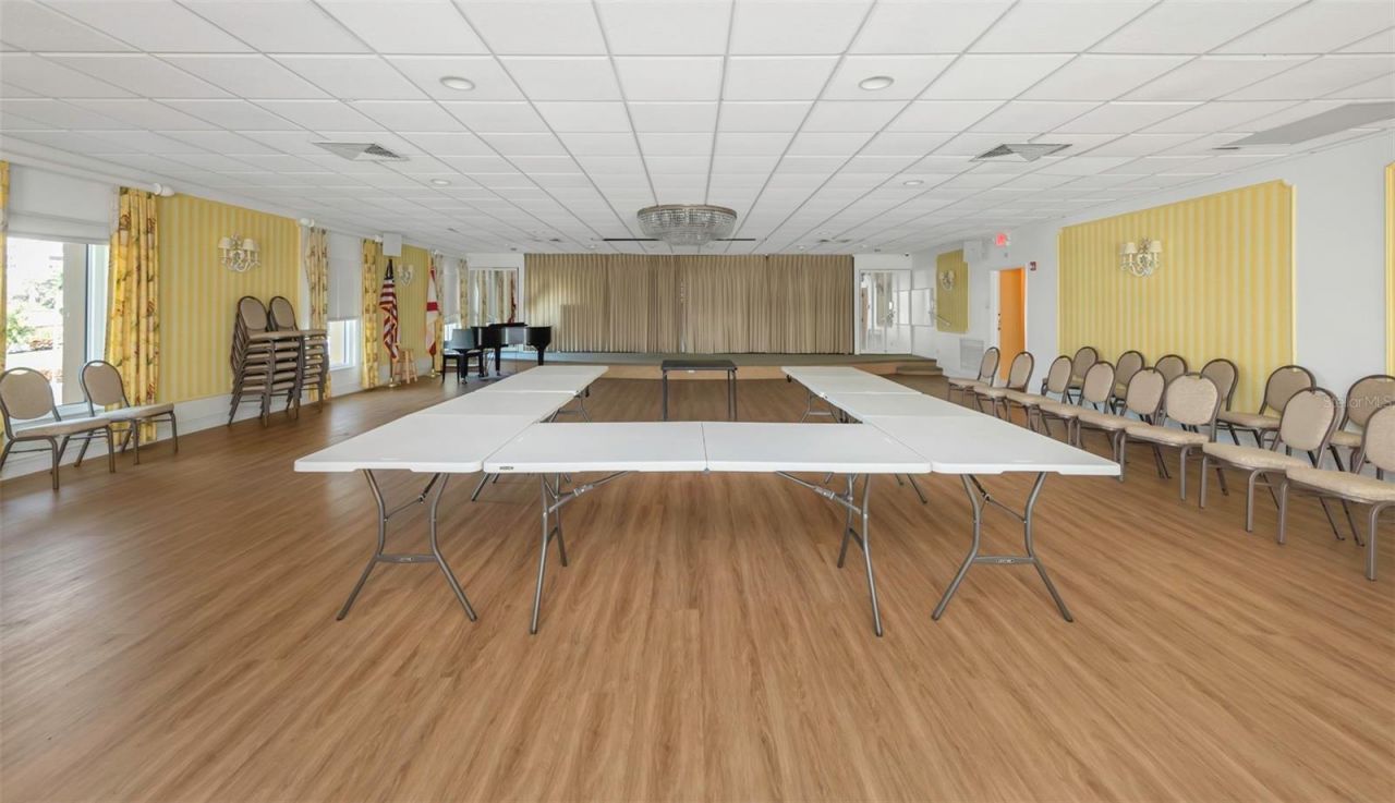 5020 Brittany Drive S, Unit 224, Saint Petersburg, FL 33715 Photo