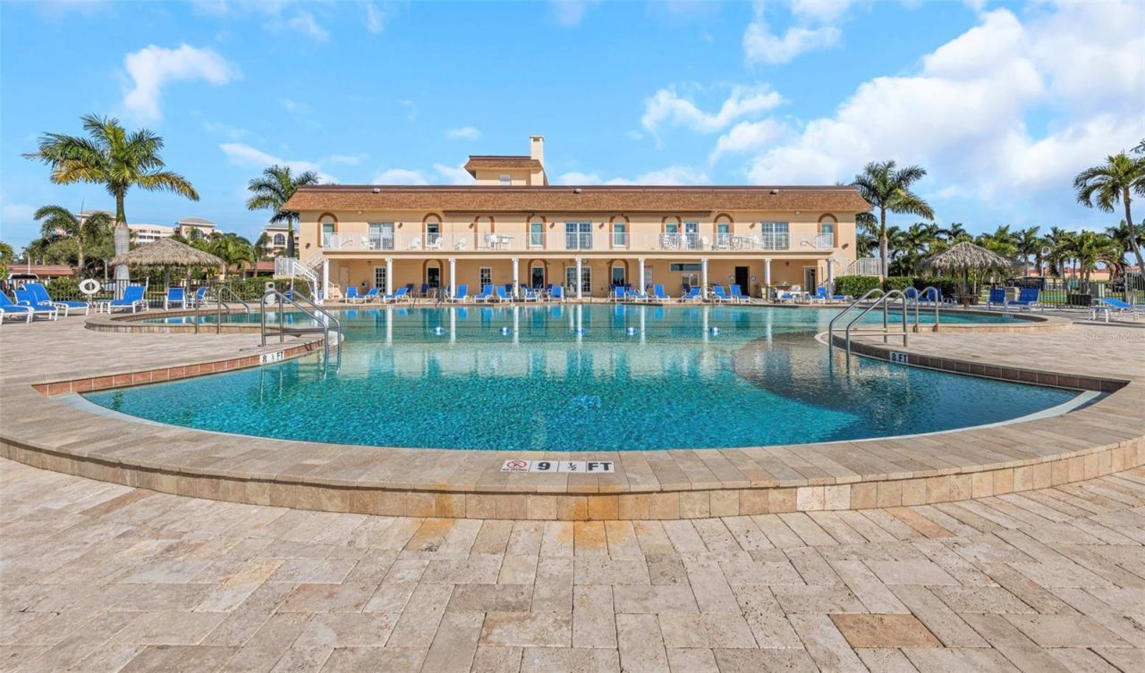 5020 Brittany Drive S, Unit 224, Saint Petersburg, FL 33715 Photo