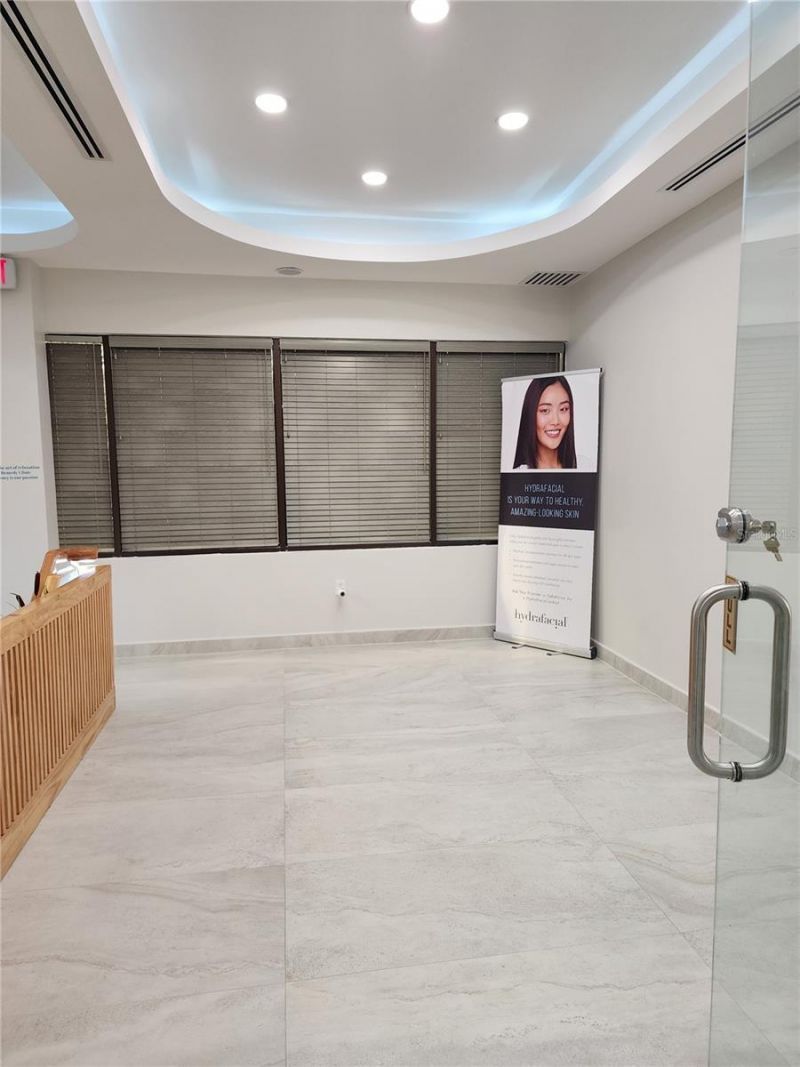 3810 Gunn Highway, Tampa, FL 33618 Photo