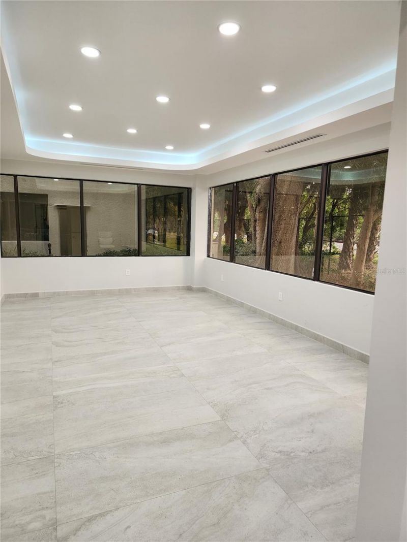 3810 Gunn Highway, Tampa, FL 33618 Photo