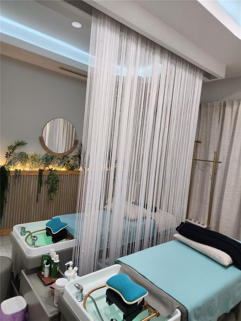 3810 Gunn Highway, Tampa, FL 33618 Photo