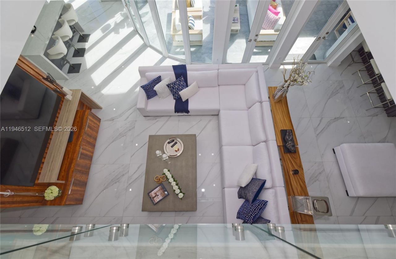 3368 NE 169th St, North Miami Beach, FL 33160 Photo