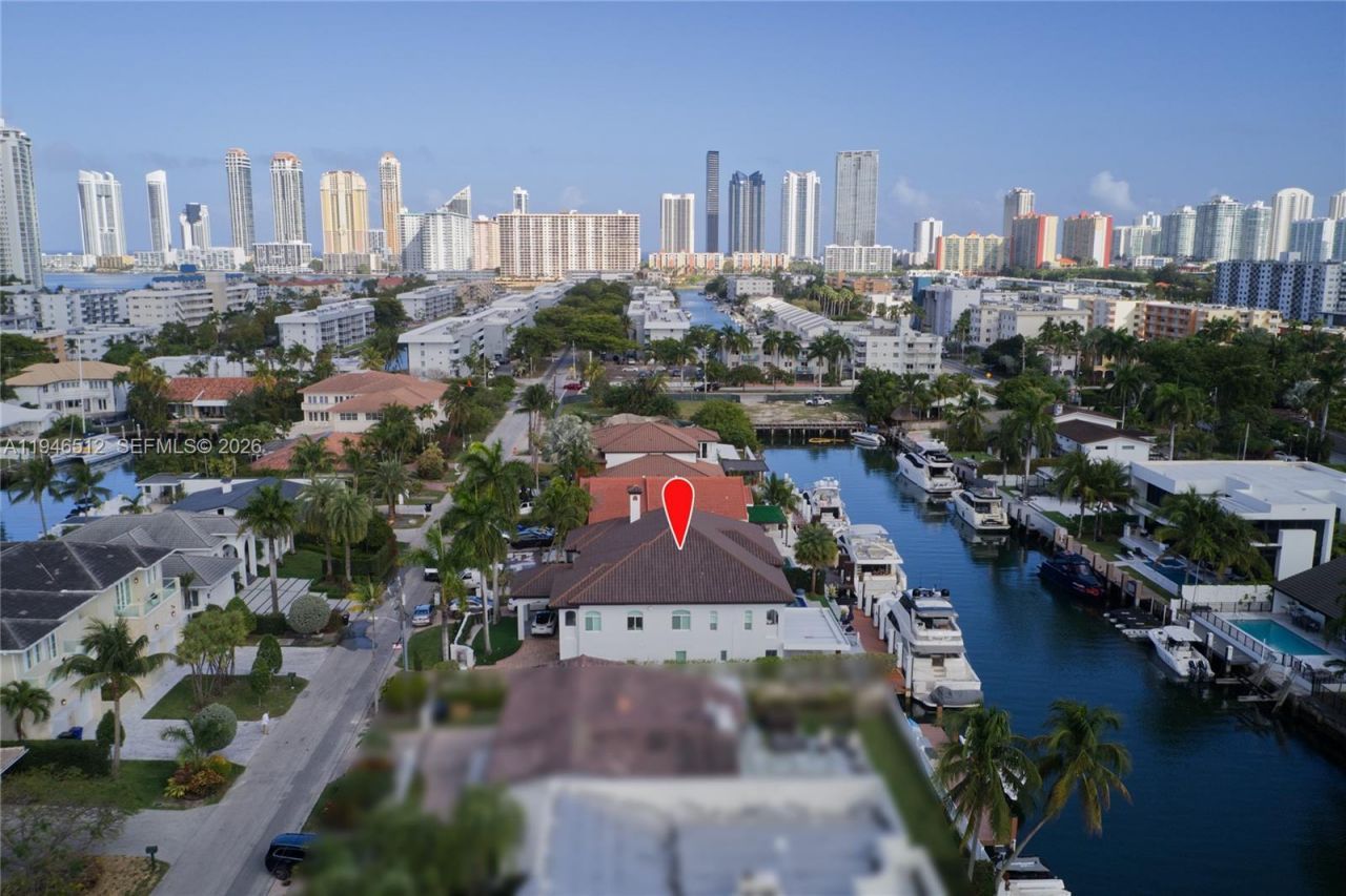 3368 NE 169th St, North Miami Beach, FL 33160 Photo