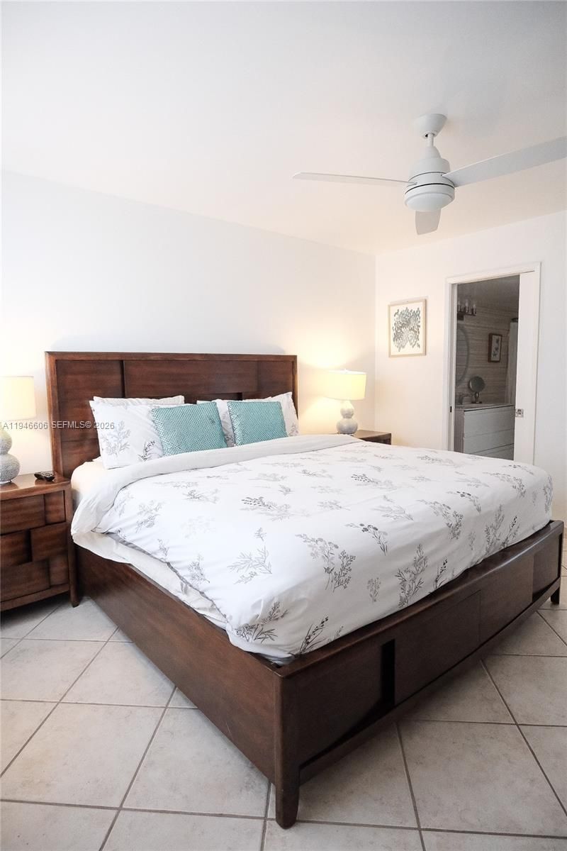 19701 E Country Club Dr, Unit 5605, Aventura, FL 33180 Photo