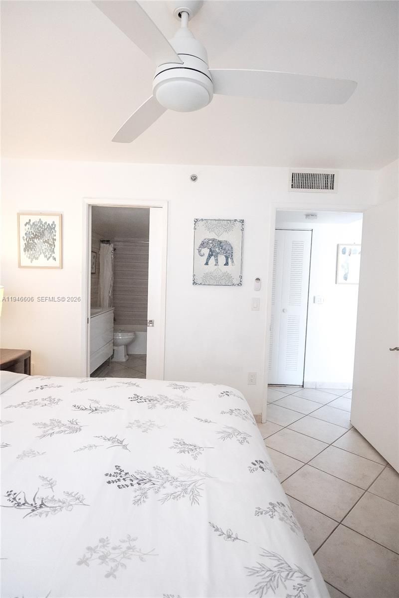 19701 E Country Club Dr, Unit 5605, Aventura, FL 33180 Photo