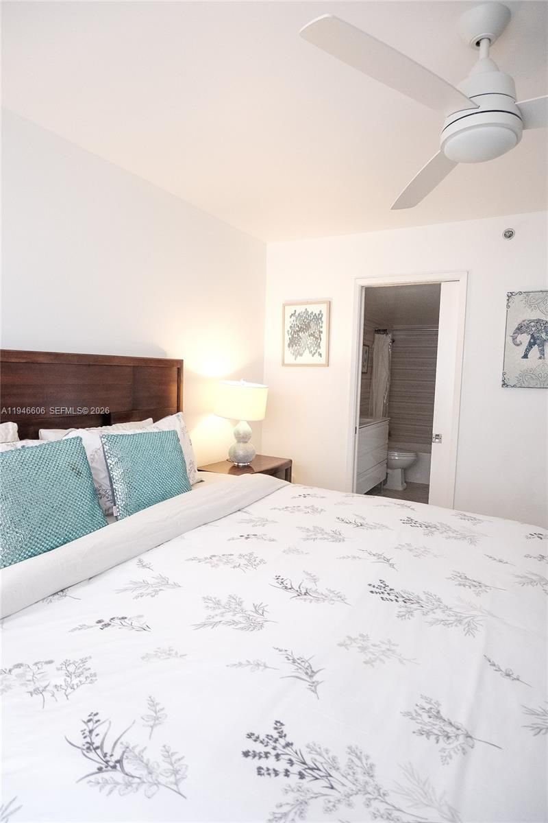 19701 E Country Club Dr, Unit 5605, Aventura, FL 33180 Photo
