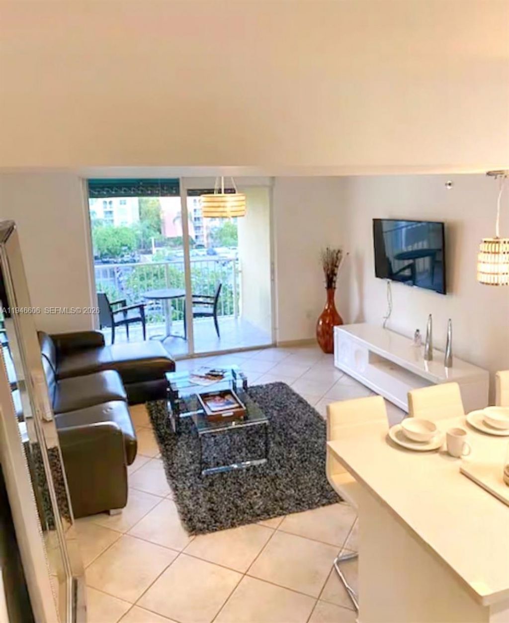 19701 E Country Club Dr, Unit 5605, Aventura, FL 33180 Photo