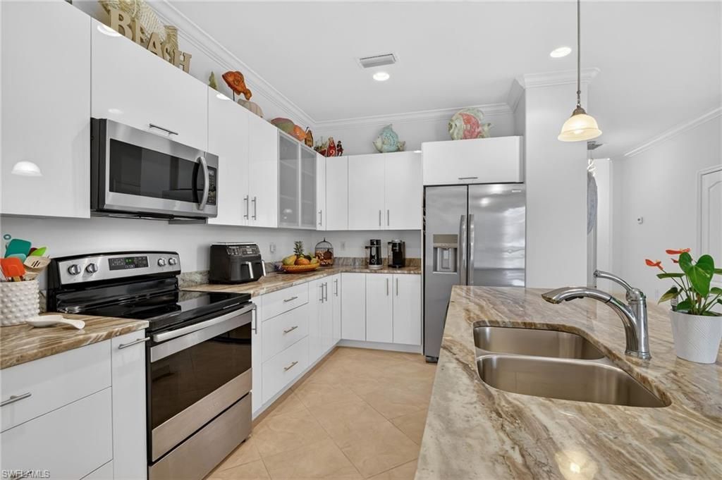 3535 Dandolo Cir , Cape Coral, FL 33909 Photo