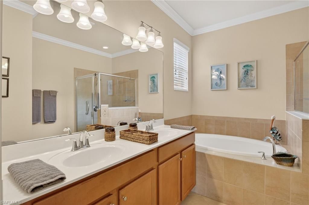 3535 Dandolo Cir, Cape Coral, FL 33909 Photo