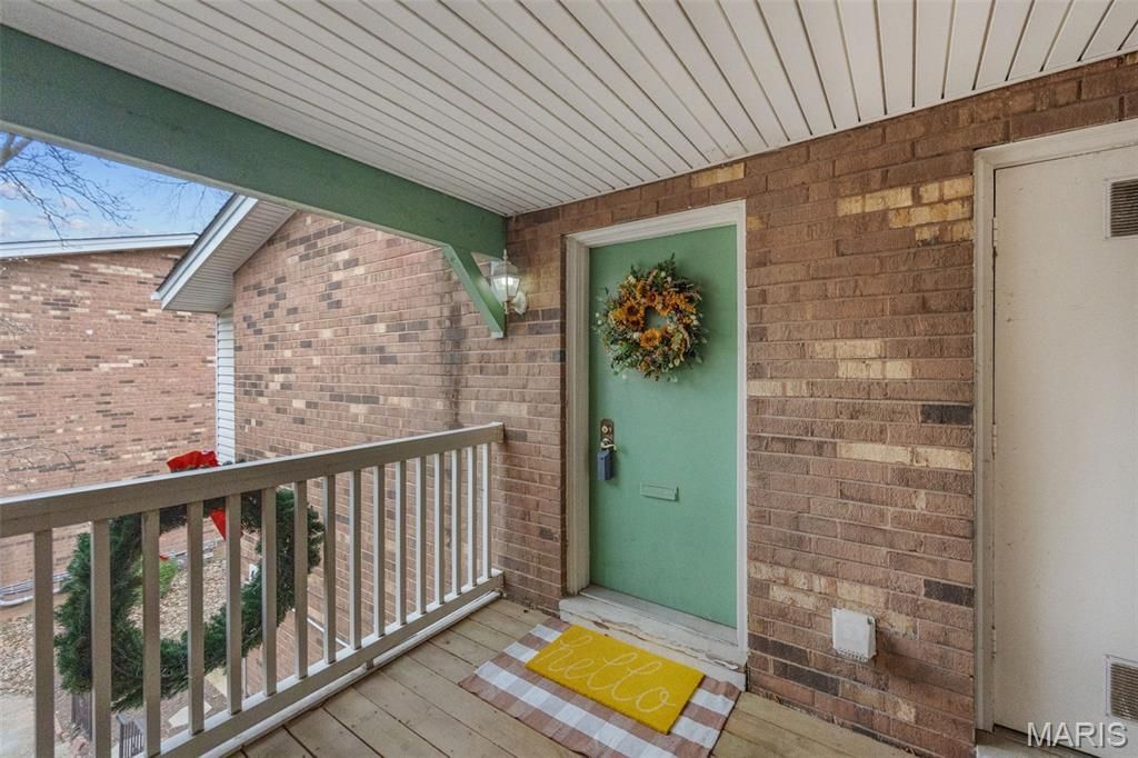 425 S Geyer Road, Unit G, Kirkwood, MO 63122 Main Photo